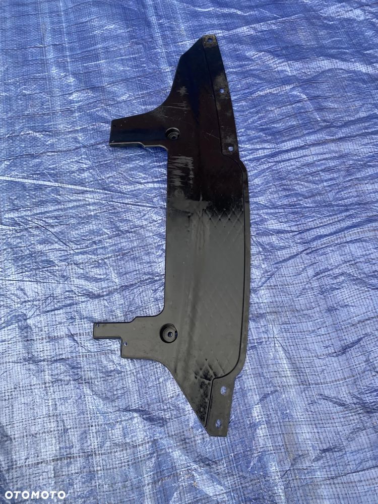 BMW F11 OSŁONA DOLNA TYŁ PROWADNICA ZDERZAKA TYLNEGO M-PAKIET 51120049286  51120049241  0049286 KOMBI  EUROPA - 3