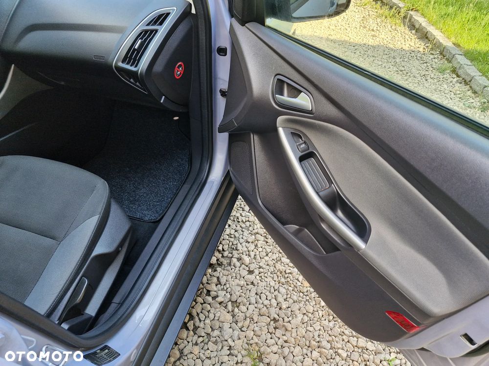 Ford Focus 1.6 TI-VCT Champions Edition - 15