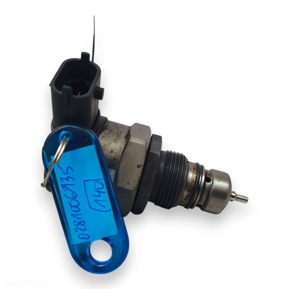 REGULATOR CIŚNIENIA PALIWA Peugeot 308 508 Citroen C4 0281006135 9671002980 - 5