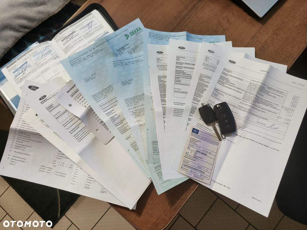 Ford Mondeo 2.5 Titanium - 11