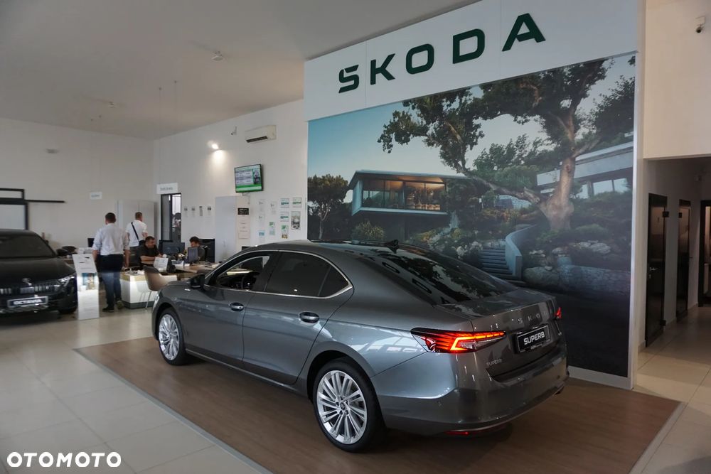 Skoda Superb 2.0 TSI 4x4 L&K DSG - 2