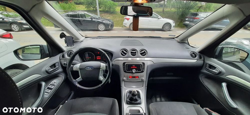 Ford Galaxy 2.0 TDCi Trend - 4