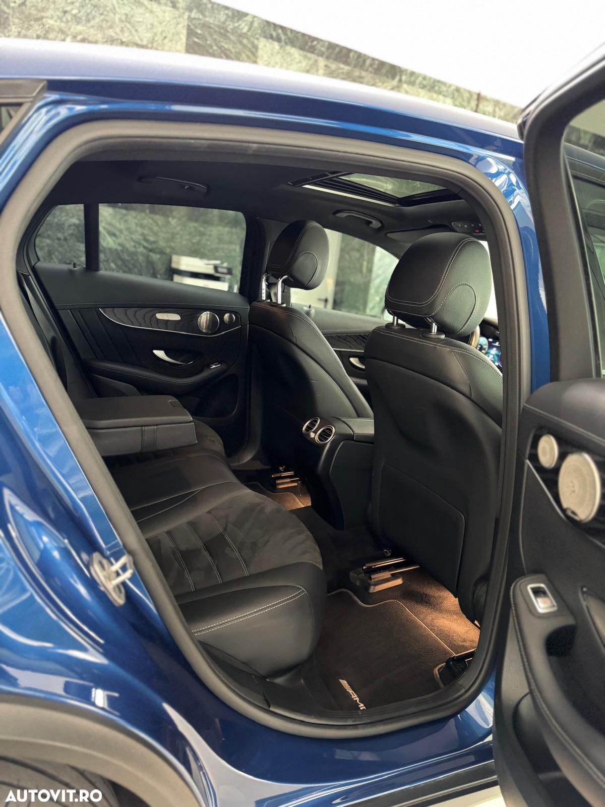 Mercedes-Benz GLC Coupe 300 e 4Matic 9G-TRONIC AMG Line Plus - 11