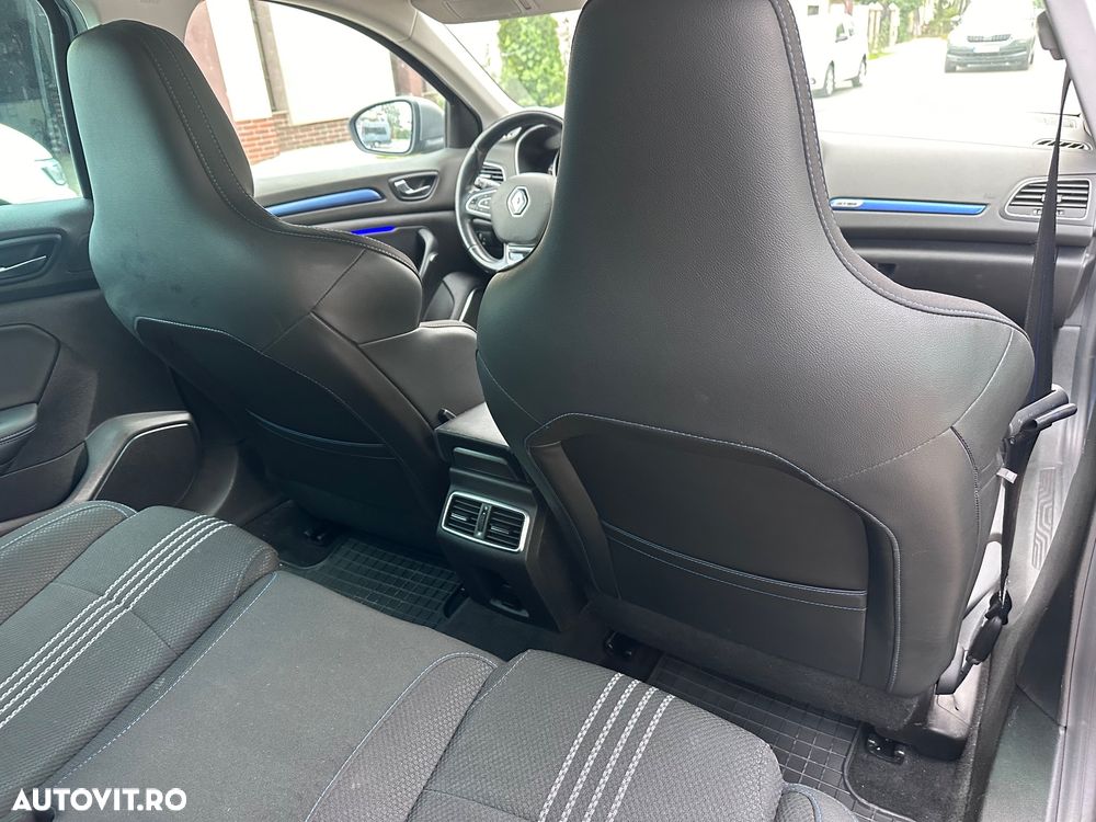 Renault Megane - 7