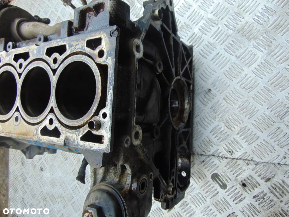 Blok silnika Opel Vectra C lift Z20NET - 11