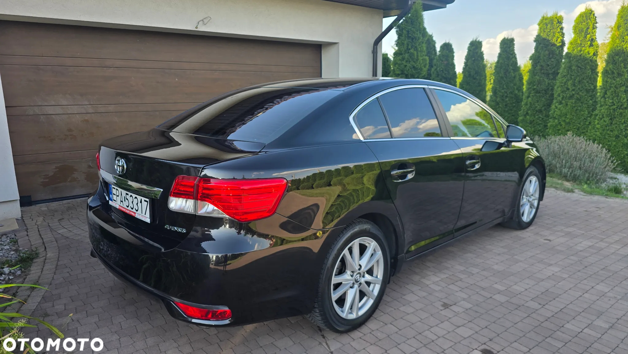 Toyota Avensis - 11