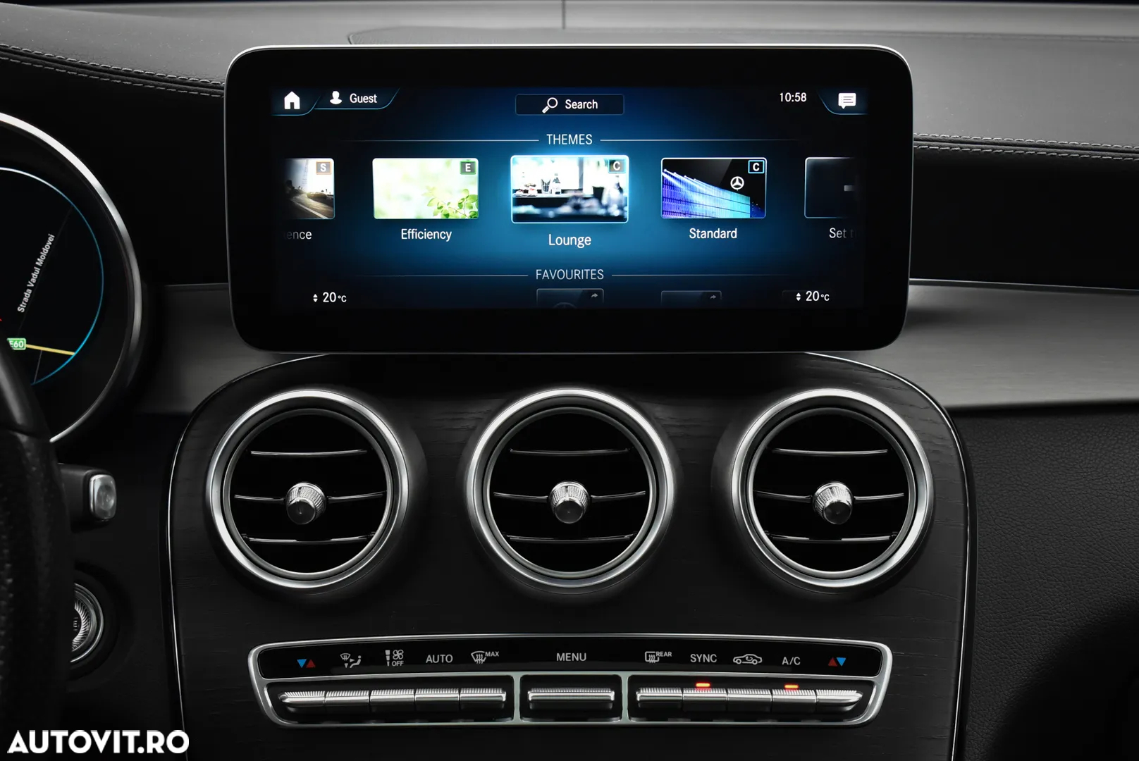 Mercedes-Benz GLC 300 4MATIC MHEV - 38