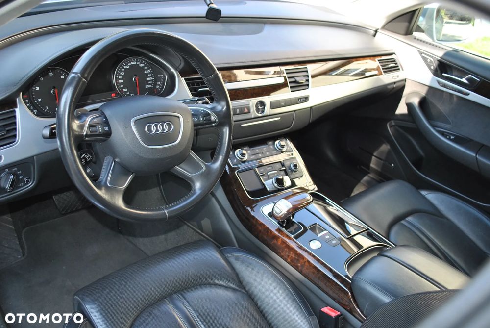 Audi A8 - 13