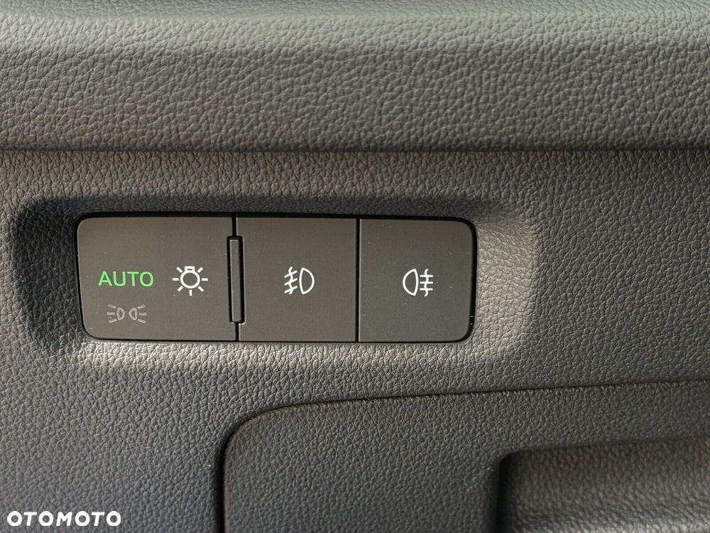 Skoda Octavia 2.0 TDI Style DSG - 33