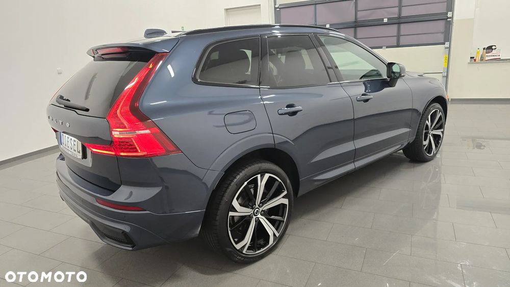 Volvo XC 60 B4 D AWD Ultimate Dark - 3