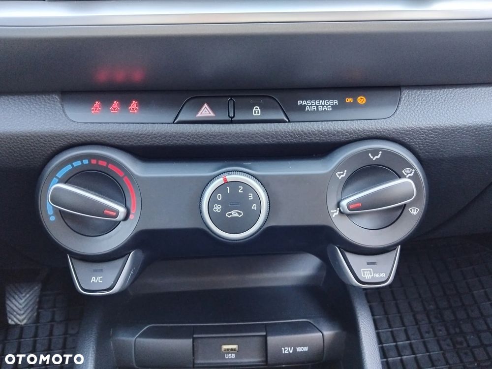 Kia Stonic 1.0 T-GDI M - 17