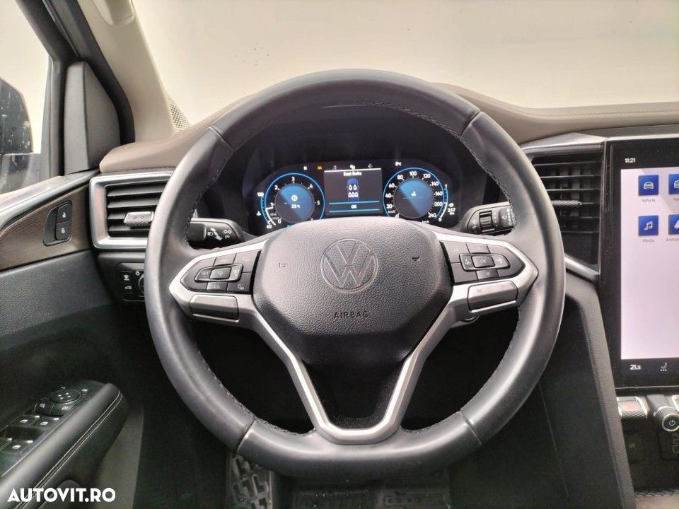 Volkswagen Amarok - 11