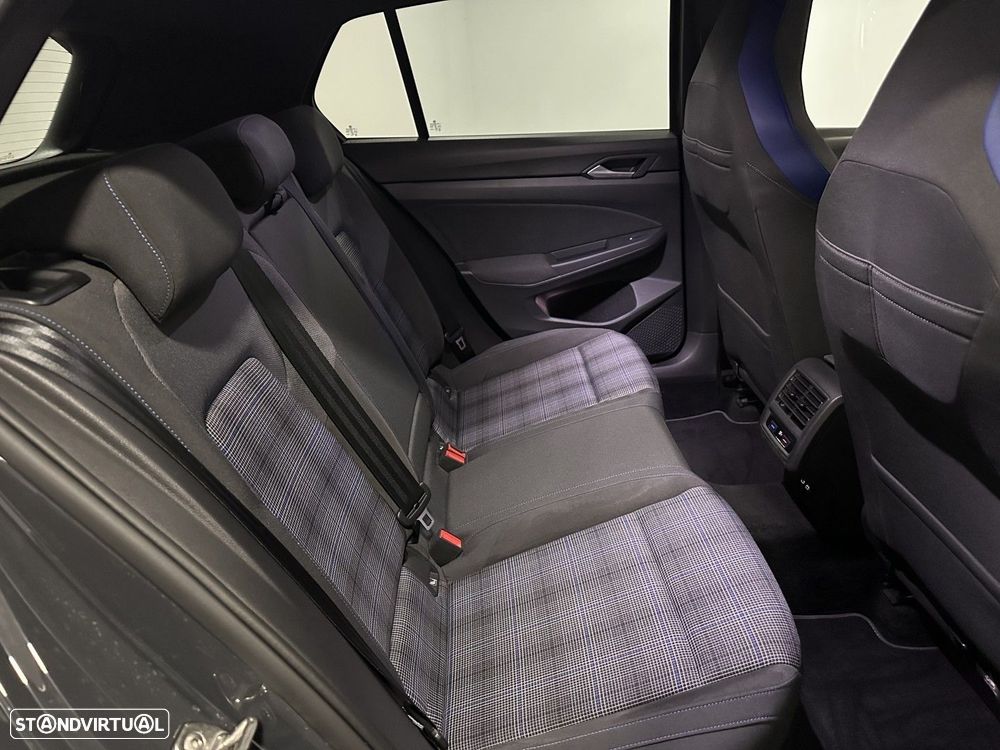 VW Golf 1.4 GTE Plug-In-Hybrid DSG - 21