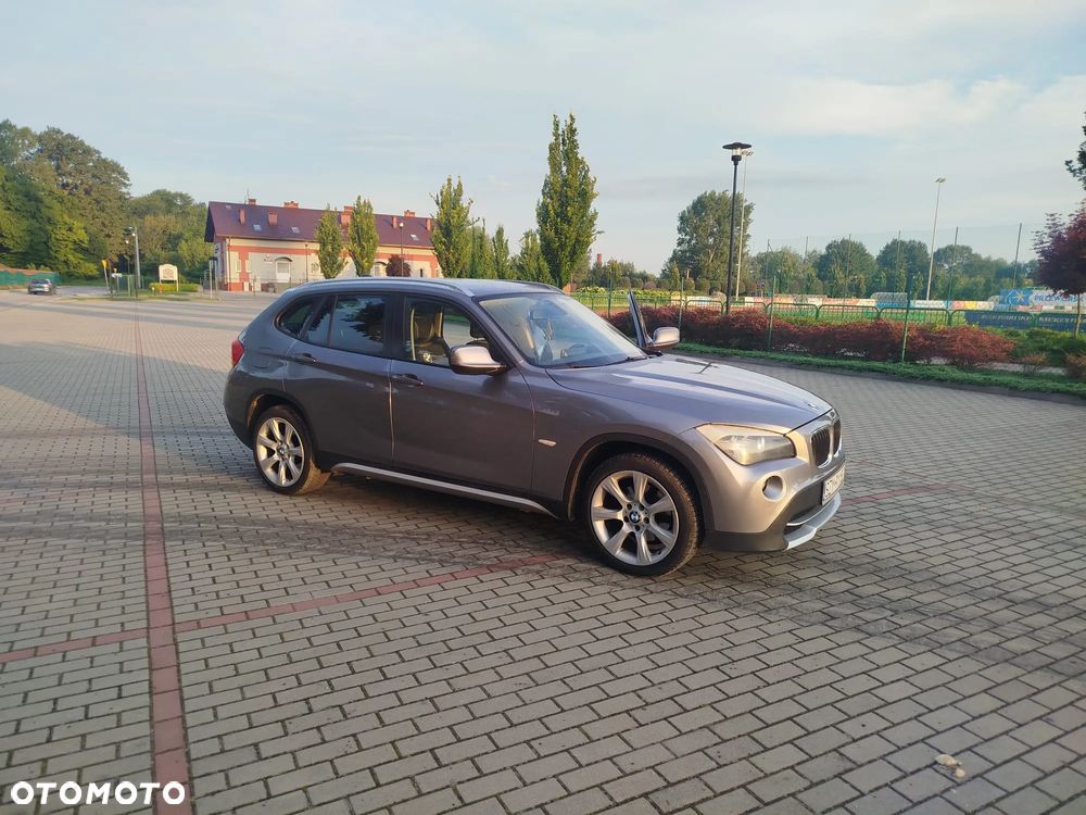 BMW X1 sDrive18d - 10
