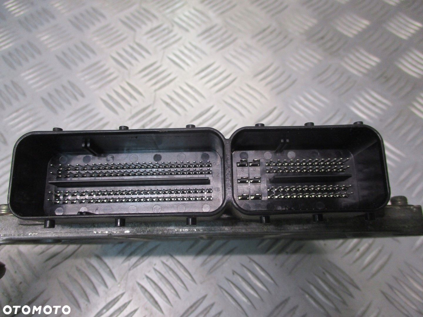 KOMPUTER SILNIKA STEROWNIK SUBARU LEGACY V 2.0 TD 22611AV560 275700-2221 - 3