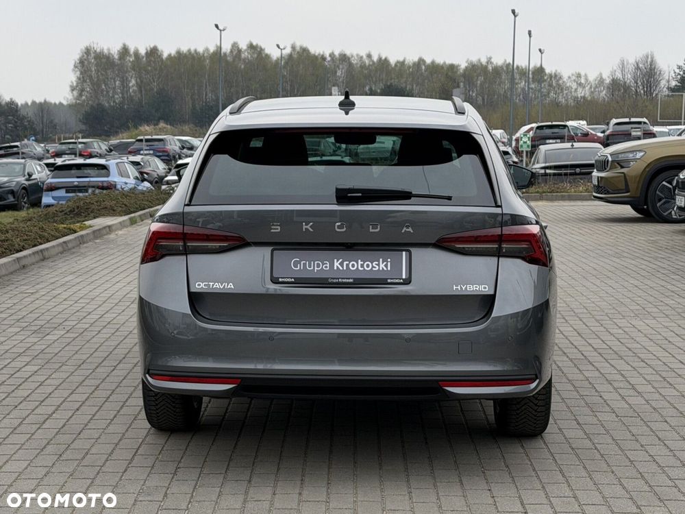 Skoda Octavia - 5
