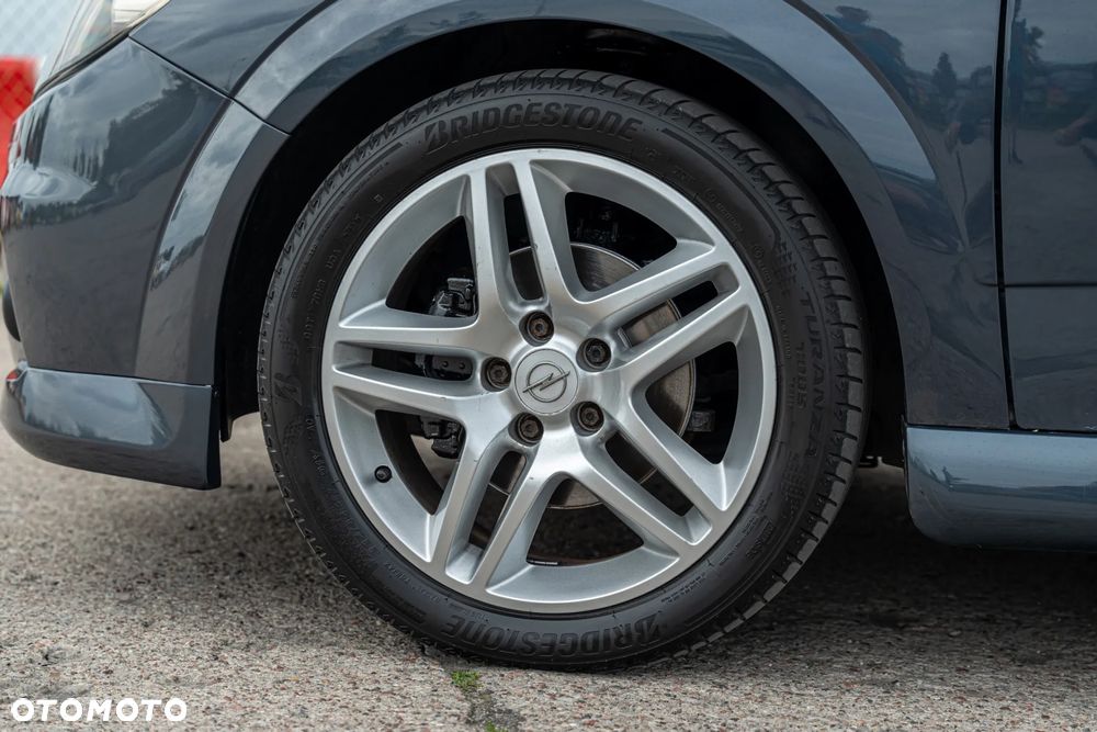 Opel Astra GTC 1.8 Sport - 34