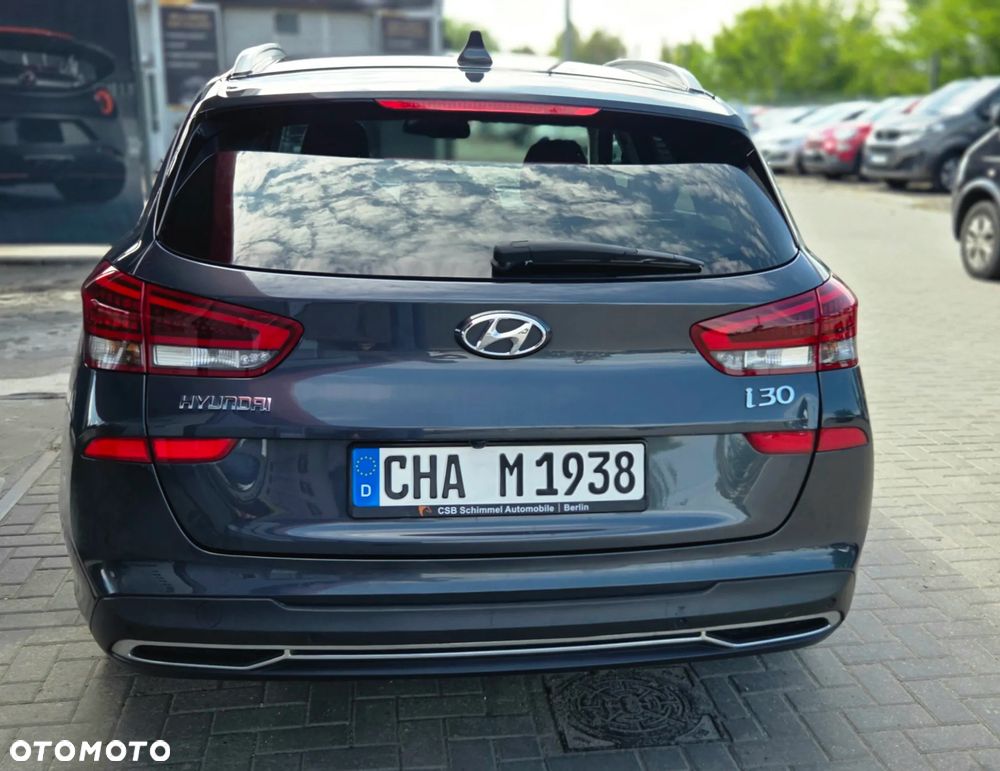 Hyundai i30 1.5 T-GDI 48V-Hybrid EDITION 30 - 11
