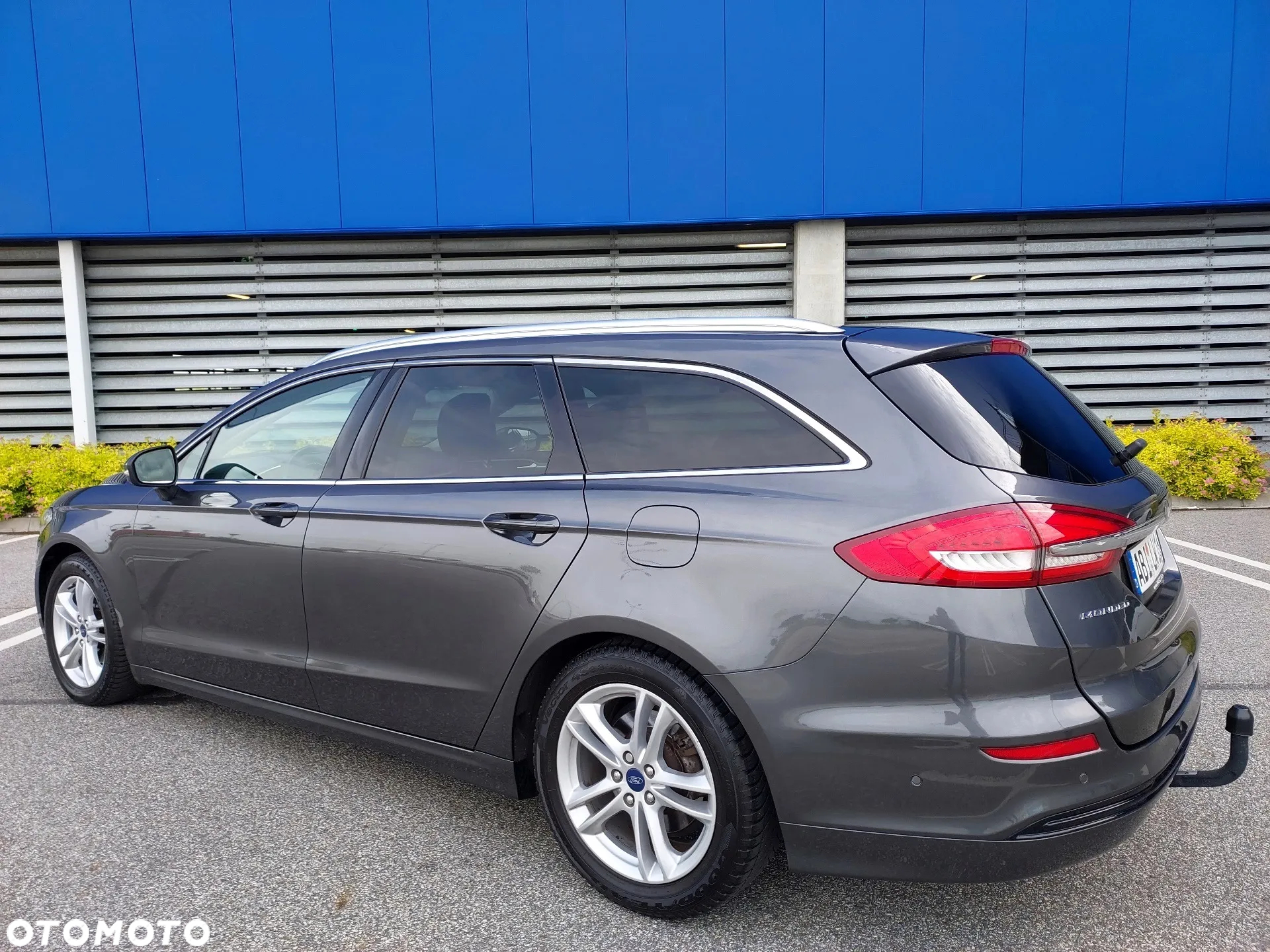 Ford Mondeo 2.0 TDCi Start-Stopp PowerShift-Aut Titanium - 4