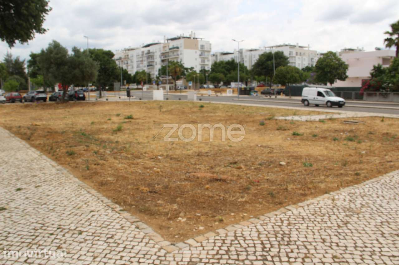Terreno destinado a construção Urbana Vertical - Grande imagem: 2/15