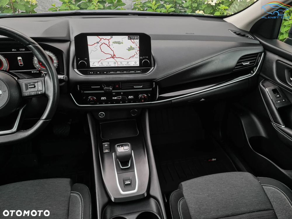 Nissan Qashqai 1.3 DIG-T N-Connecta DCT - 23