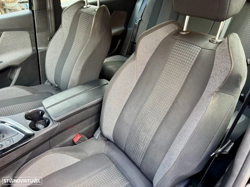 Peugeot 3008 1.5 BlueHDi Allure - 7