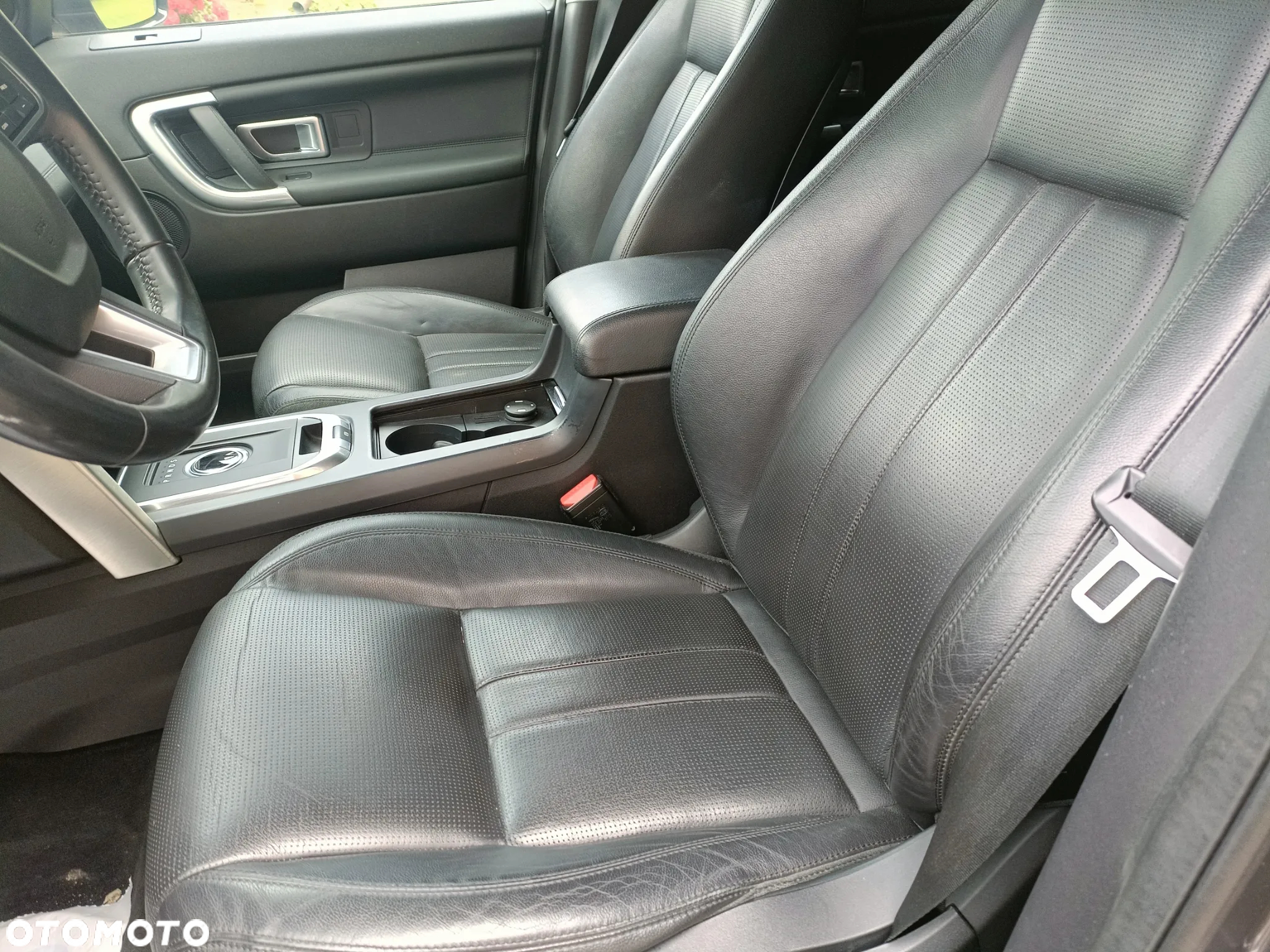 Land Rover Discovery Sport 2.0 TD4 HSE Luxury - 10