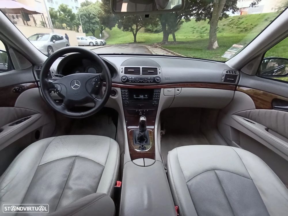 Mercedes-Benz E 220 CDi Elegance - 29