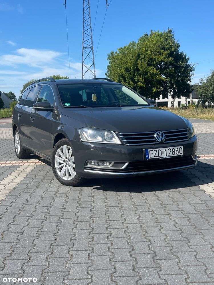 Volkswagen Passat 2.0 TDI DPF Trendline DSG - 16