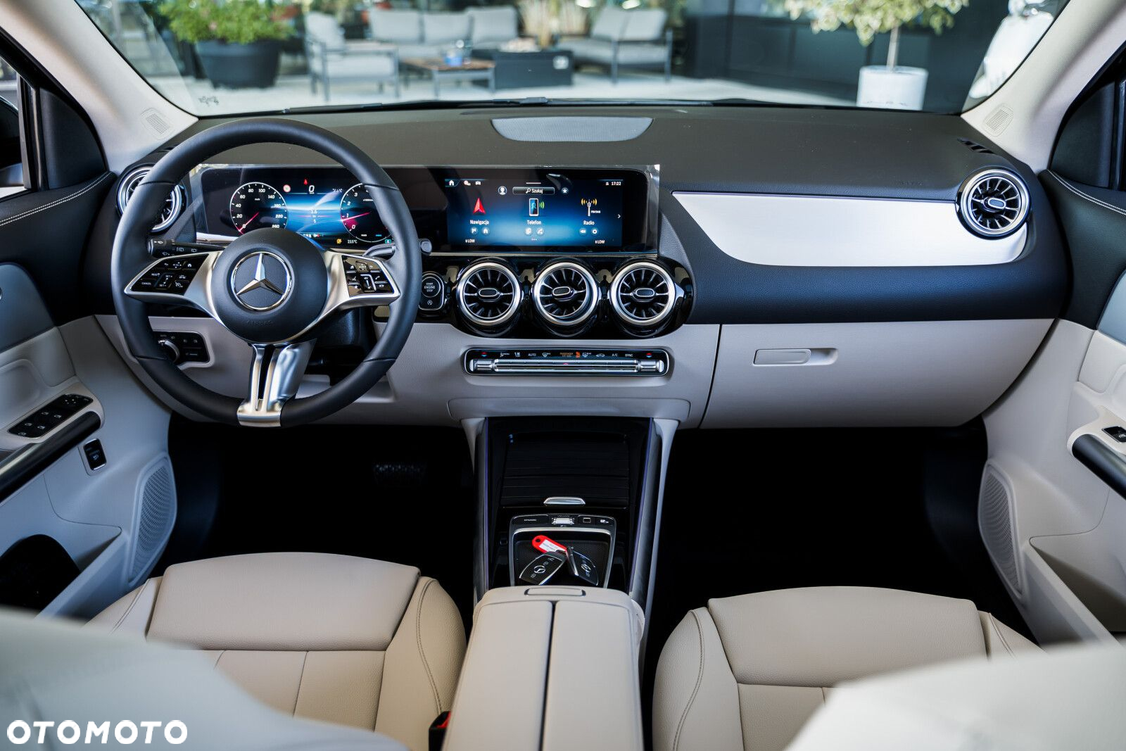Mercedes-Benz GLA - 17