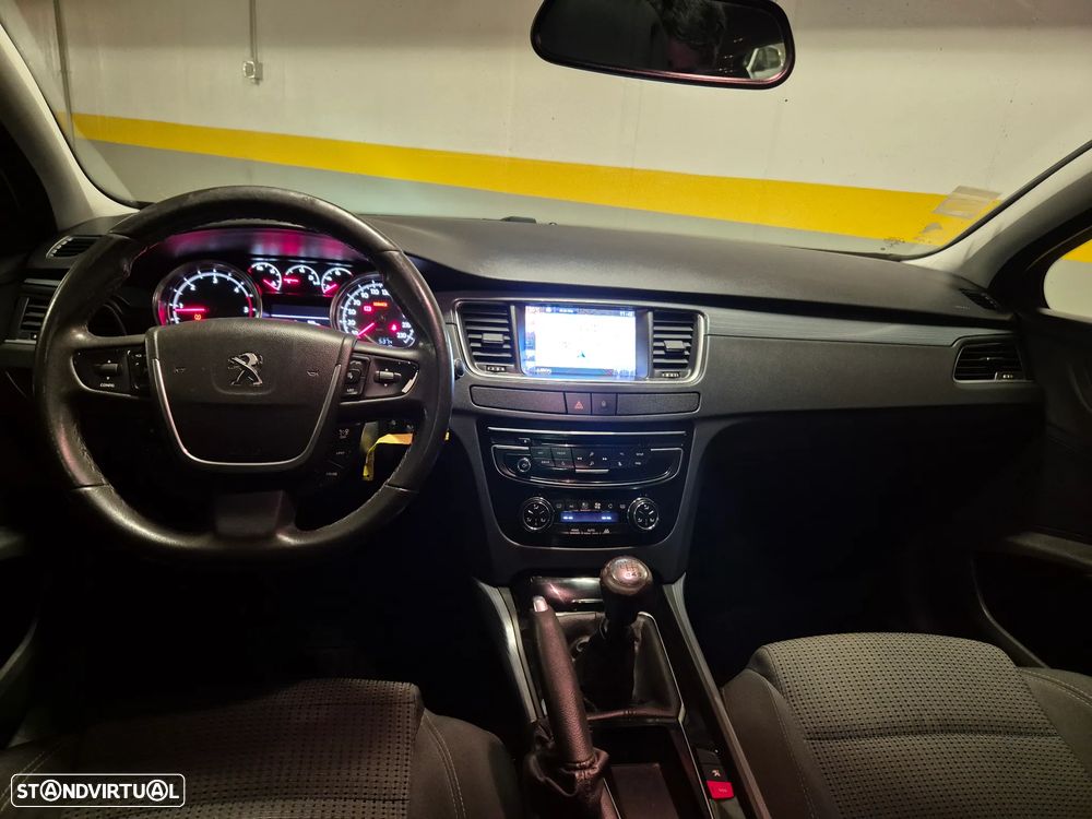 Peugeot 508 SW BlueHDi 120 Stop&Start Active - 25