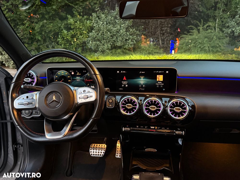 Mercedes-Benz A 180 d Sedan 7G-DCT AMG Line - 10