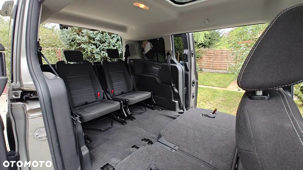 Ford Tourneo Connect Grand - 4