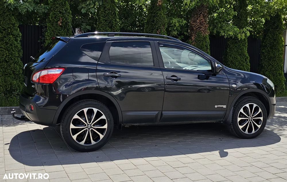 Nissan Qashqai 1.6 DCI ALL-MODE 4x4i N-Connecta - 3