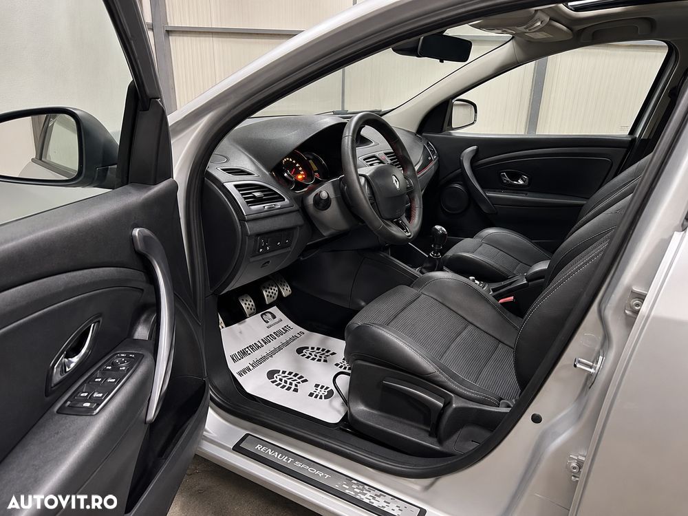 Renault Megane ENERGY dCi 130 GT LINE - 9