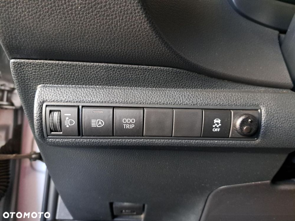 Toyota Corolla 1.8 Hybrid Comfort - 31