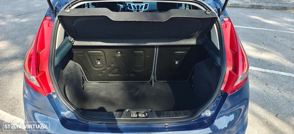 Ford Fiesta 1.4 TDCI Titanium - 10