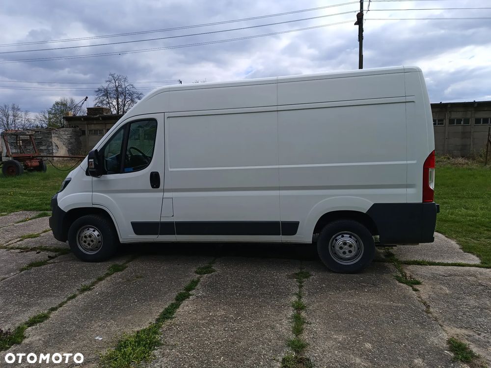 Peugeot Boxer 2.0 diesel 163kM, manual, końcówka 2016roku, WEBASTO, HAK, UDOKUMENTOWANY NIEWIELKI PRZEBIEG! 100% ORGINALNY LAKIER! AUTO SPRAWNE !! - 13
