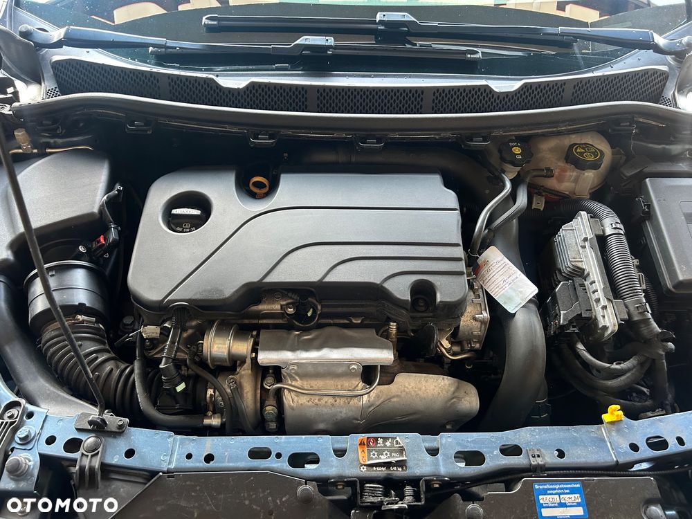 Opel Astra 1.4 Turbo Innovation - 13