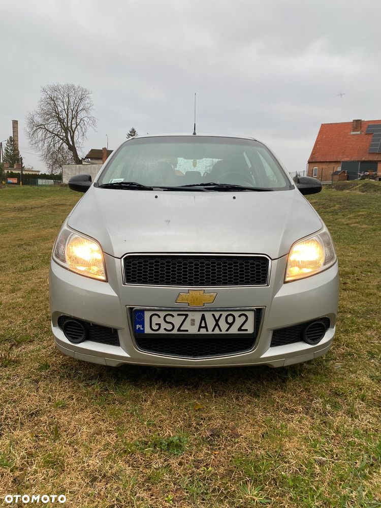 Chevrolet Aveo 1.2 16V Base (air4) - 2