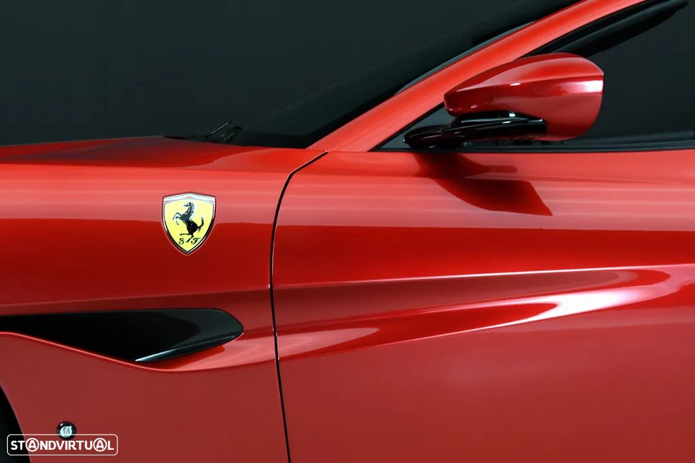 Ferrari Portofino M - 13