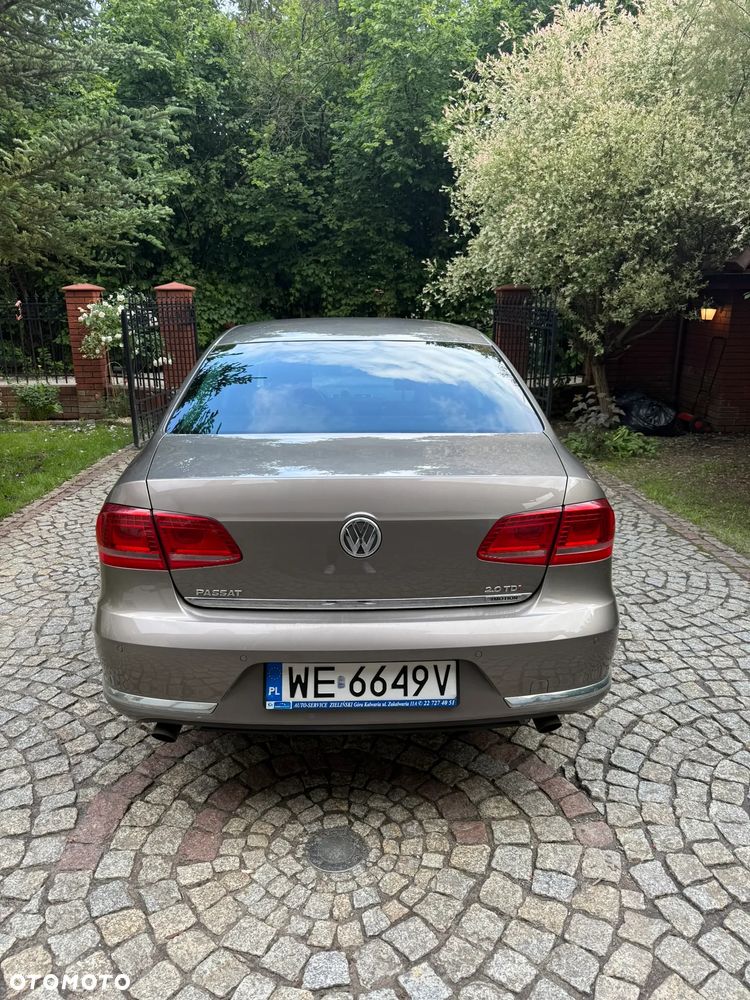 Volkswagen Passat 2.0 TDI 4Mot Highline DSG - 5