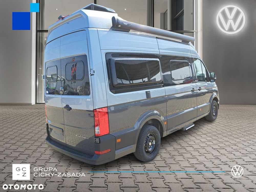 Volkswagen Grand California Grand California 600 DMC 3500kg silnik: 2,0 l TDI EURO VI-e SCR / 163KM/skrzynia biegów: Przedni napęd automatyczna 8-biegowa rozstaw osi: 3640 mm - 5