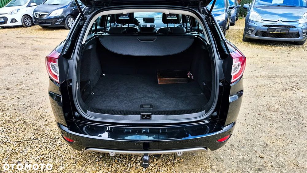 Renault Megane TCe 180 GT - 33