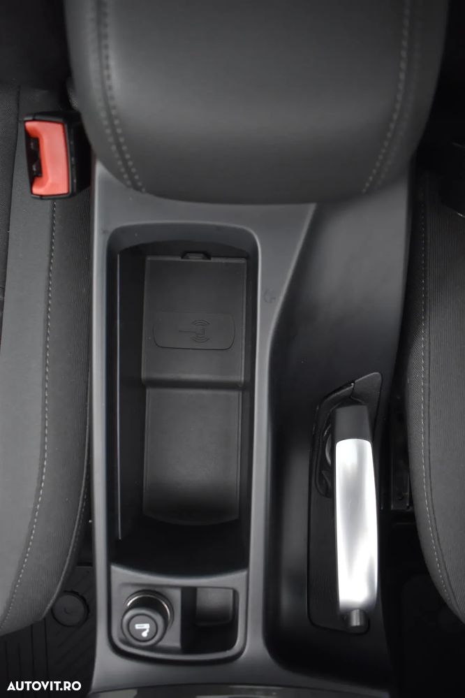 Ford Grand C-Max 2.0 TDCi Powershift Titanium - 32