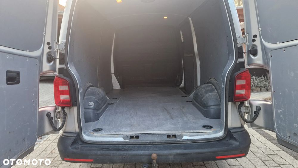 Volkswagen Transporter - 19