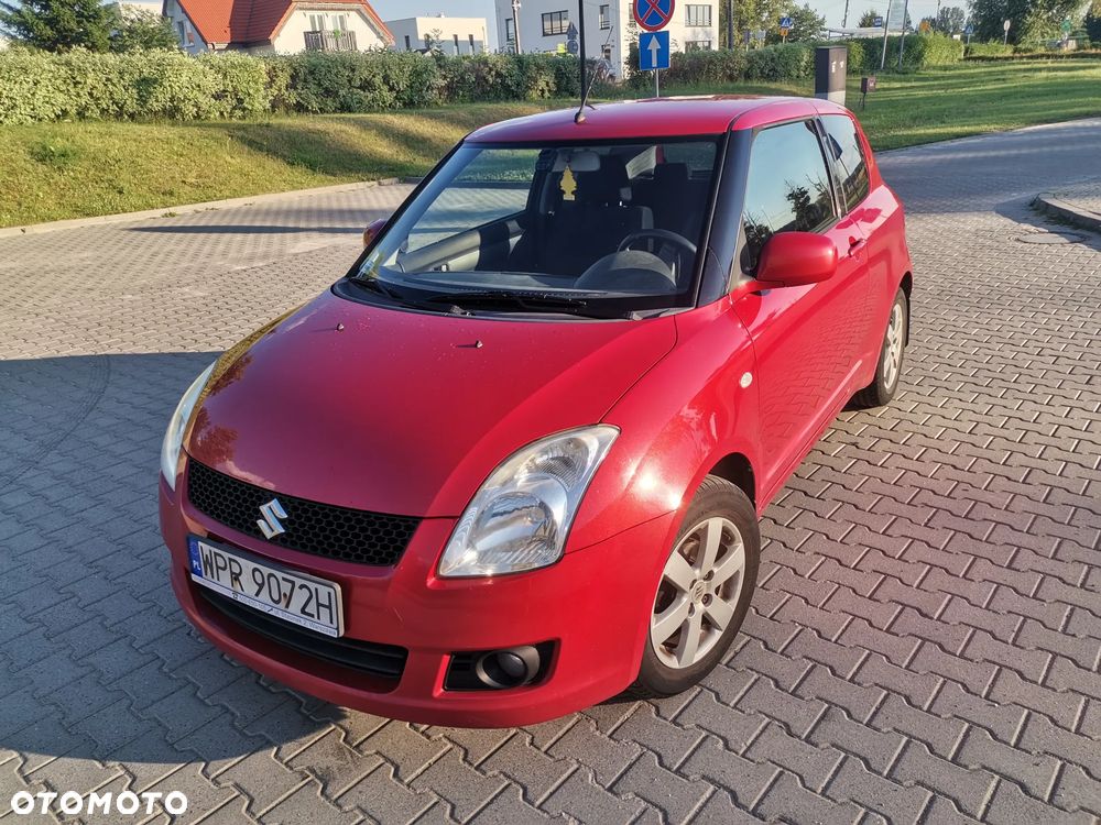 Suzuki Swift 1.5 GS - 1
