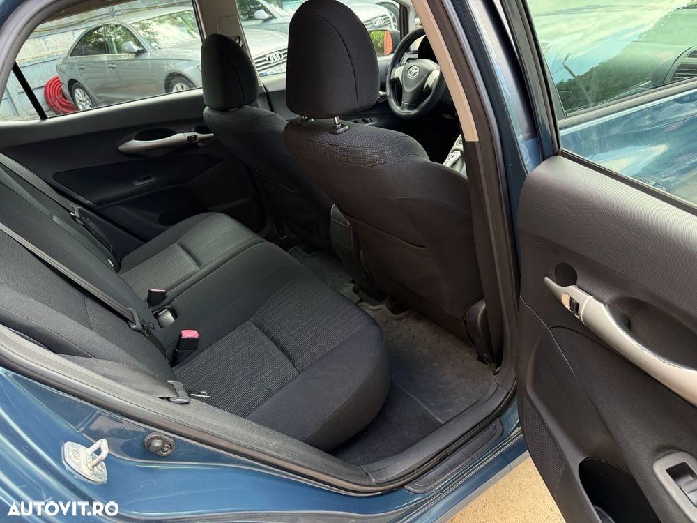 Toyota Auris - 7