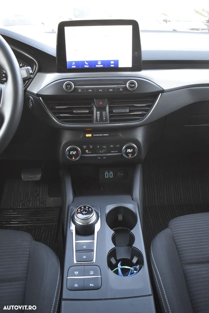 Ford Focus 2.0 EcoBlue Titanium - 20