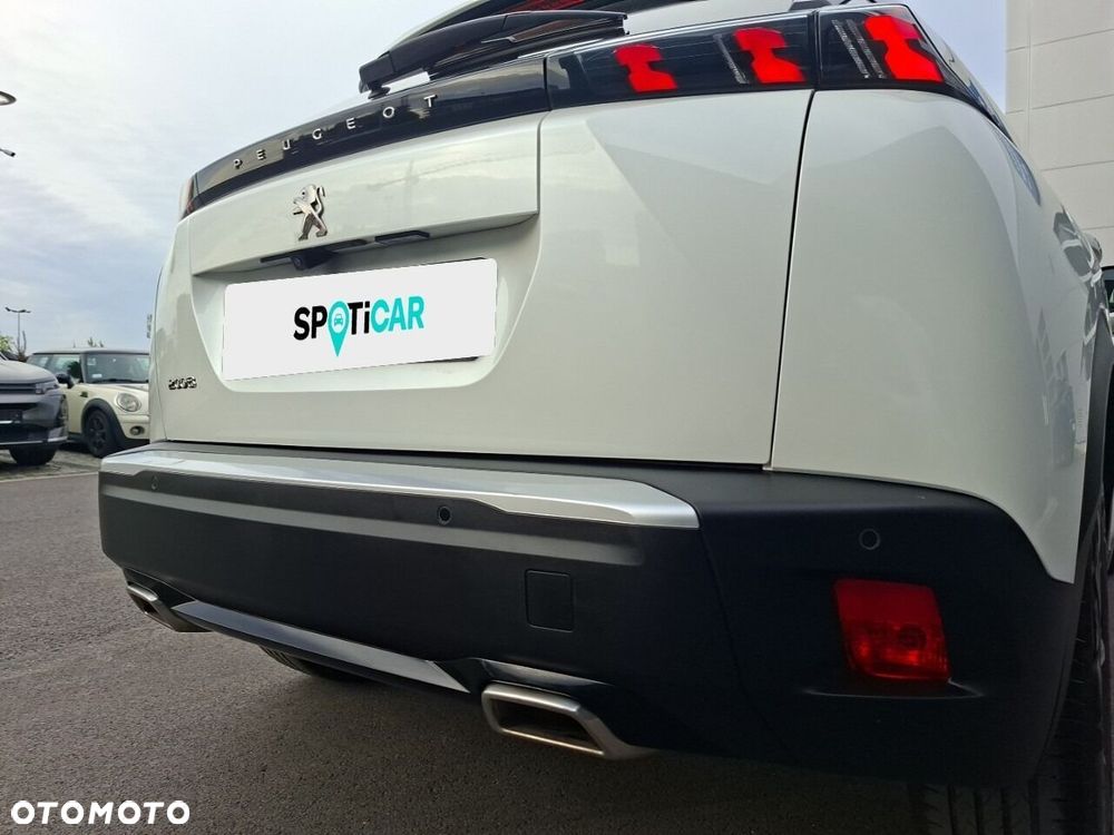 Peugeot 2008 1.2 PureTech Allure S&S EAT8 - 17